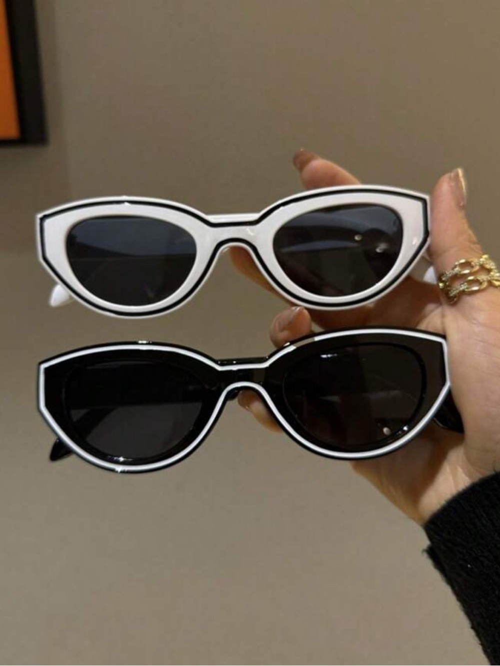Cat-Eye Contrast Trim Sunglasses - Black & White